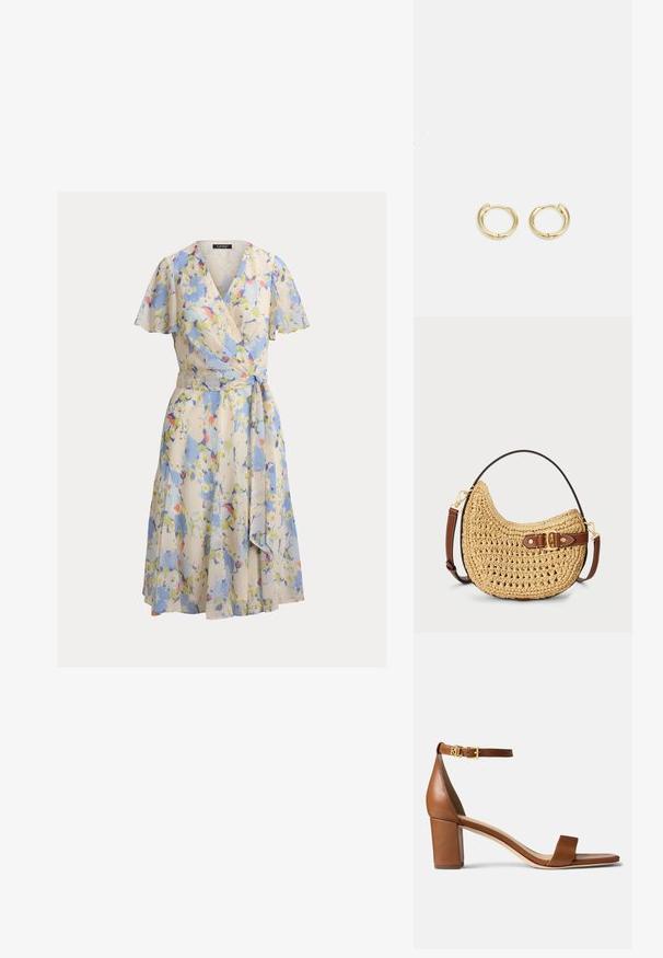Bloemen wikkeljurk van licht materiaal met een V-hals, korte vliegersmouwen en een ceintuur om te strikken. Voornamelijk blauw met gele en roze accenten.; Lauren Ralph Lauren LOGAN BURNISHED LEATHER SANDAL - Sandalen - deep saddle tan; Geweven stro hobo tas met een gebogen vorm, een bruine leren schouderriem met een gesp en een natuurlijke tan kleur. Gelaagde oppervlakte met zichtbare stiksels.; Gouden hoepel oorbellen met een gladde, ronde vorm. Voorzien van een kleine scharnierluiting, lichte uitstraling en een gepolijste afwerking.