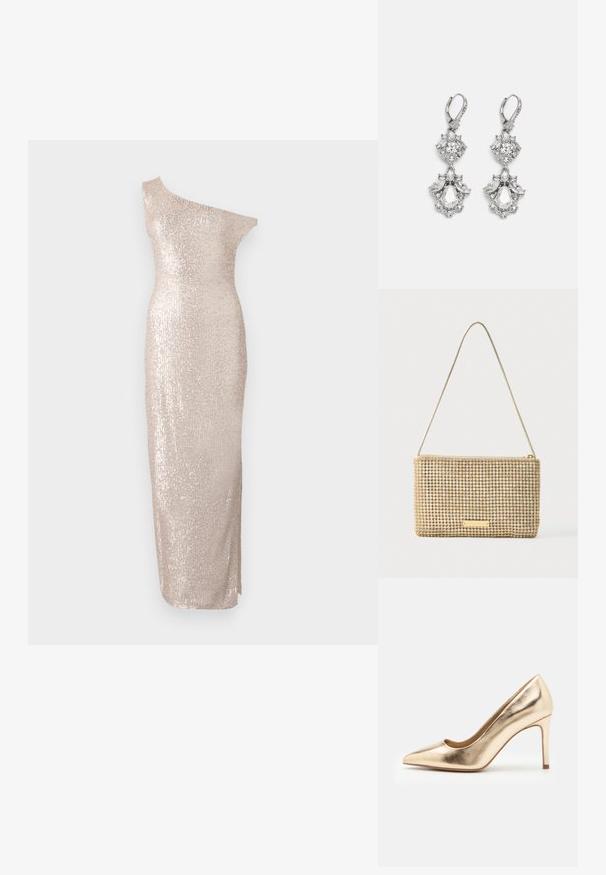 Knælang, one-shoulder kjole i lys beige med en tætsiddende silhuet, der har en paillet-tekstur og et strømlinet, lige design.; Guldmetallic højhælede pumps med spidse tæer og en glat overflade. Har lukket hæl og en slank, elegant stiletto-design.; Guldfarvet clutchtaske med rektangulært design, dækket af skinnende, sølvfarvede rhinsten. Har en tynd metallisk skulderrem og lynlåslukning.; Sølvfarvede øreringe med flere klare krystalgemstones i dråbe- og marquiseformer, med låse med bøjlestik og detaljeret udsmykning.