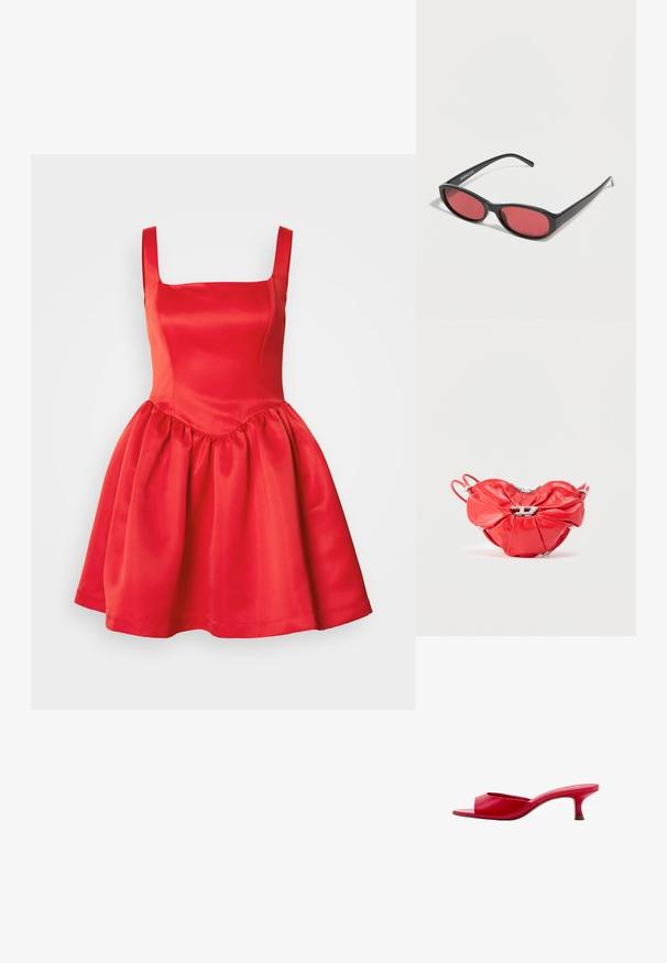 Robe en satin rouge avec un décolleté carré, corsage ajusté et jupe évasée froncée. Texture lisse et sans embellissements visibles.; Mule rouge à bout ouvert avec un petit talon kitten bas et une finition lisse, présentée de côté sur fond blanc.; Lunettes de soleil ovales noires avec des branches fines et des verres teintés rouges posées sur une surface blanche.; Sac à main en cuir rouge en forme de cœur, design froncé, fermeture éclair argentée et grand logo métallique en avant.