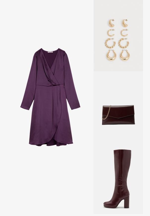 Anna Field by Zalando Hverdagskjole - purple; Anna Field by Zalando Højhælede støvler - red; Læder clutch i mørk burgundy med en kuvertdesign. Har en guldkædebærer, glat overflade og en spids flaplukning.; Sæt af fem guldøreringe med forskellige designs: snoede, ribbede og glatte overflader i hoop- og halvmåneformer.