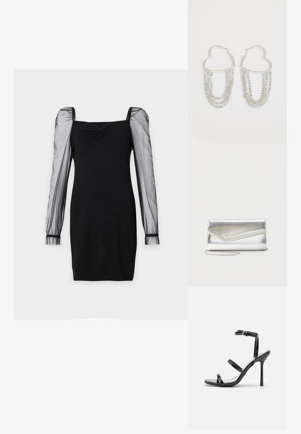 Vestido negro con escote cuadrado, cuerpo ajustado y mangas largas abullonadas transparentes con puños. Textura suave con una silueta elegante.; Sandalias de tacón alto de charol negro con tres tiras horizontales y una correa en el tobillo ajustable. Silueta elegante y acabado brillante.; Bolso clutch plateado brillante con solapa de estilo sobre y adorno decorativo, pequeña correa de cadena plateada, sobre fondo liso claro.; Pendientes de aro plateados en forma de corazón, con hebras en cascada de strass transparentes que aportan un brillo y textura adicionales.