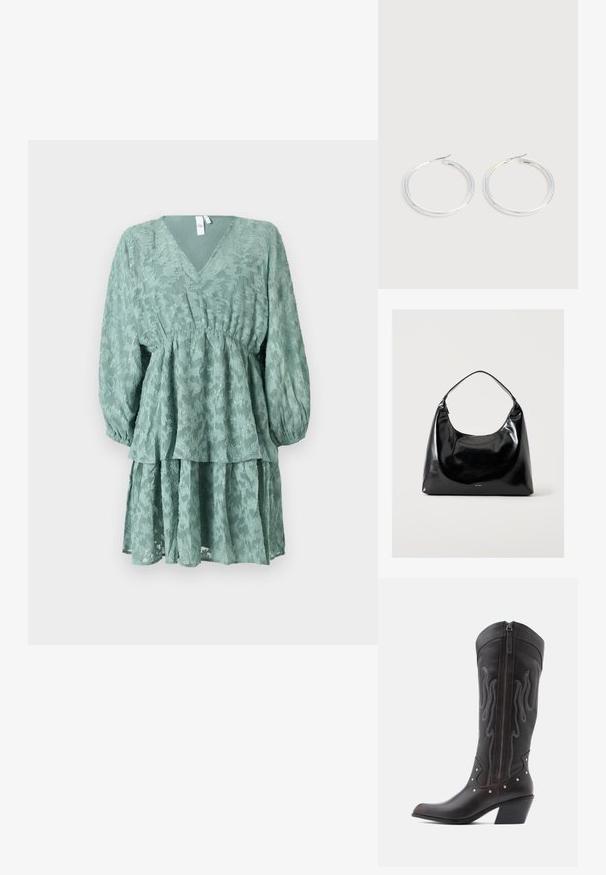 Robe verte à couches avec un décolleté en V, de longues manches bouffantes et une texture florale. Dotée d'une taille cintrée et d'une jupe fluide à volants.; Bottes de cowboy en cuir marron avec surpiqûres en forme de flammes, fermeture éclair latérale, clous argentés, bout pointu et talon superposé.; Sac à épaule noir brillant avec une seule bandoulière et un petit logo "RAID" en bas au centre sur un fond clair uni.; Paire de boucles d'oreilles créoles argentées brillantes avec fermoirs en fil fin, présentée sur un fond gris clair.