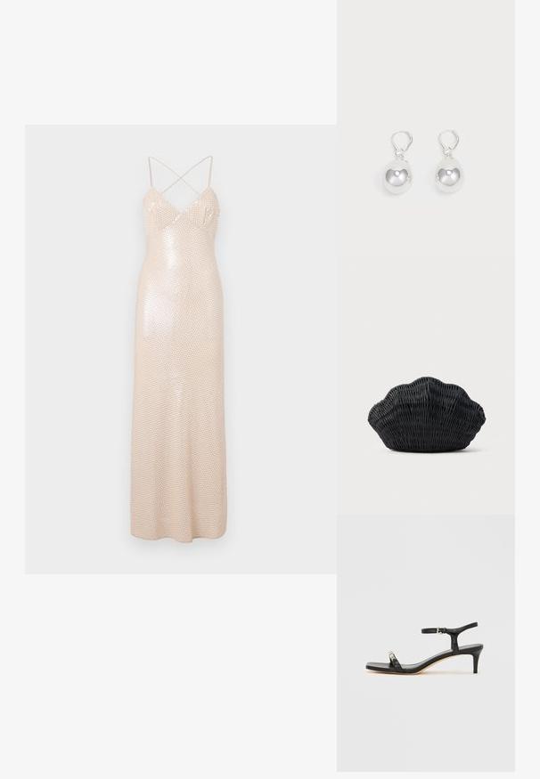 Robe longue avec une silhouette moulante, couleur beige clair, bretelles croisées dans le dos et motif de sequins scintillants sur tout le tissu.; Sandale noire en cuir à talon avec bride à la cheville, bout ouvert, devant carré et accent en métal argenté. Design ajusté avec un profil élégant.; Sac à main en osier noir en forme de coquille Saint-Jacques avec un dessus courbé et une texture tressée sur un fond uni.; Boucles d'oreilles en argent en forme de goutte avec des surfaces lisses, rondes et réfléchissantes, suspendues à des fermoirs à ressort. L'arrière-plan est blanc uni.