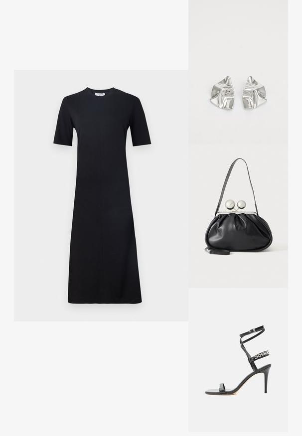 Filippa K Jerseyjurk - black; Zwarte sandaal met hoge hak, smalle enkelband, middenvoetband versierd met zilveren schakels en een open teenontwerp.; Zwarte leren handtas met een geplooid ontwerp, een enkele schouderband, zilverkleurige metalen omlijsting en twee grote ronde zilveren sluitingen.; Zilveren metalen oorbellen met een golvend, sculpturaal ontwerp, voorzien van een gepolijste afwerking en onregelmatige vormen, die een hedendaagse esthetiek benadrukken.