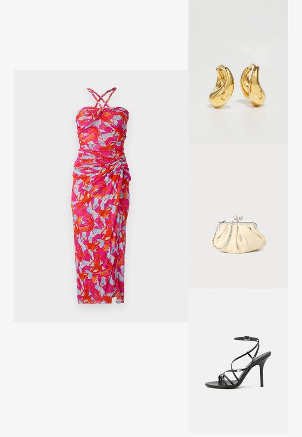 Maxikleid in einem leuchtenden Pink, Rot und blauen abstrakten Muster. Verfügt über ein gerafftes Design, ein trägerloses Oberteil und Überkreuz-Träger.; Schwarze High-Heel-Sandale mit dünnen Riemen, einem Knöchelverschluss, einer glatten Lederoberfläche und einem schlanken Stiletto-Absatz.; Faltige beigefarbene Ledertasche mit einem silbernen Metallrahmen, ausgestattet mit zwei runden dekorativen Verschlüssen und einem silbernen Kettenriemen.; Goldene Creolen mit einer glatten, geschwungenen Form und polierter Oberfläche. Mit einem Verschlussmechanismus und leichten Einkerbungen für Details.