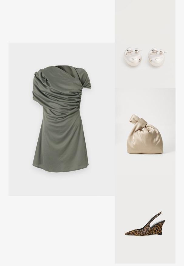 Vestido de manga corta en verde olivo, con textura fruncida, escote asimétrico y una silueta ajustada que fluye hacia un dobladillo acampanado.; Zapato de mujer con puntera puntiaguda, estampado de leopardo, cuña, talón con tira ajustable y hebilla sobre fondo blanco.; Bolso de satén beige con parte superior anudada, que presenta una textura suave y lisa y una forma redondeada, diseñado para ser simple y elegante.; Par de pendientes llamativos de aro grueso plateado brillante con cierre de poste sobre un fondo blanco liso.