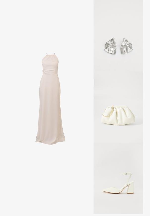 Langes, fließendes Kleid aus cremefarbenem Stoff mit Neckholder-Design und tailliertem Schnitt, sorgt für eine glatte Textur und elegante Silhouette.; Weißer sandal mit Absatz und spitzem Zehenbereich, verstellbarem Knöchelriemen und chunky quadratischem Absatz. Glatte Textur mit minimalen Nähdetails.; Weiße Lederhandtasche mit einem gerafften Design, ausgestattet mit einem goldenen Kettenriemen und einer runden Form. Glatte Textur mit sanften Falten und ohne Muster.; Silberne Metallohrringe mit einem wellenförmigen, skulpturalen Design, das eine polierte Oberfläche und unregelmäßige Formen aufweist, die eine zeitgenössische Ästhetik betonen.
