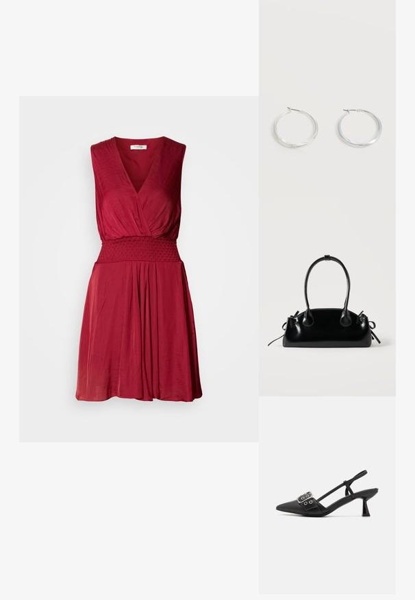 Rode mouwloze jurk met een diepe V-hals, geschuurd taille en vloeiende rok. Zachte, lichte stof met subtiele textuur.; Simmi London DALA - Klassieke pumps - black; Kleine zwarte glanzende handtas met twee lange hengsels en zijkant trekkoord details op een effen lichte achtergrond.; Zilverkleurige metalen creolen oorbellen met een glad, licht gebogen oppervlak en sluitingen met haaksluiting op een effen witte achtergrond.