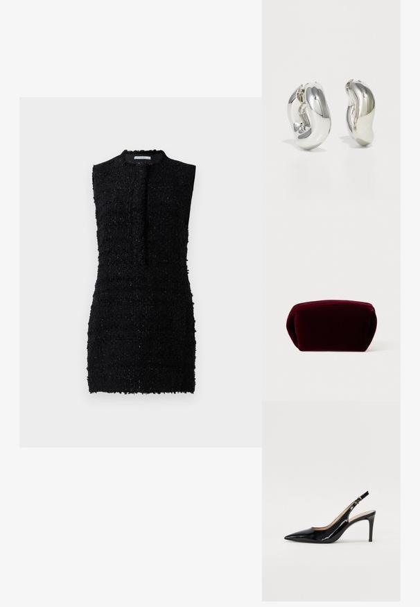 Sort ærmeløs kjole lavet af tekstureret stof med en lidt løs pasform, der har en høj halsudskæring og minimal detaljer.; Sort patenteret læder slingback stiletto med spids tå, slank hæl og et subtilt udskæringsdesign. Har en gylden spænde på remmen.; Bordeaux velourspose med en rund form, tekstureret overflade og en diskret lynlåslukning øverst. Glat indvendigt.; Sølvskulpturelle øreringe med glatte, buede former og reflekterende overflader. Har et lukket hoop-design og en markant organisk form.