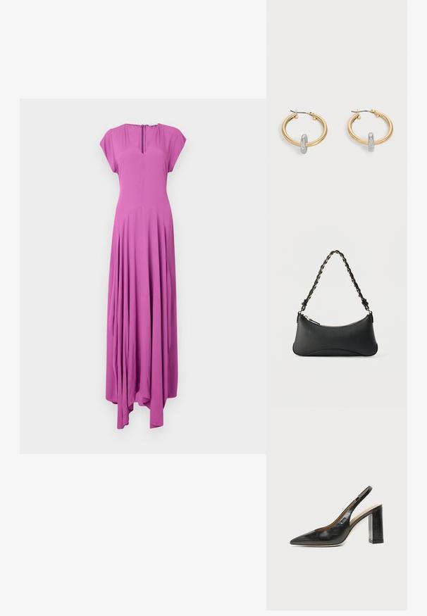 Lang, ærmeløs kjole i en livlig pink farve. Fremstillet af blødt stof med en afslappet pasform, har den en V-udskæring og en flydende, samlede nederdel.; Sort læder peep-toe slingback sko med høj blokhæl og beige indvendig foring mod en ensfarvet lys baggrund.; Sort skuldertaske i læder med en buet rektangulær form, gyldent kæde vævet ind i en flettet sort rem og toplynlås.; Par guldtonede hoop øreringe med lille sølvfarvet loop-detalje på hver, vist mod lysegrå baggrund.