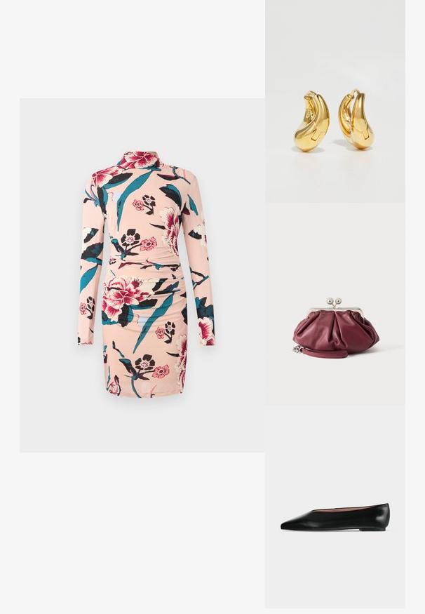 Diane von Furstenberg AMY DRESS - Freizeitkleid - light pink; Schwarzer flacher Damenleder-Schuh mit spitzer Kappe und niedrigem Absatz, von der Seite auf einfarbigem hellgrauem Hintergrund gezeigt.; Kleine bordeauxrote Leder-Clutch mit silbernem Metallverschluss und Handgelenksriemen auf weißem Hintergrund.; Goldene Creolen mit einer glatten, geschwungenen Form und polierter Oberfläche. Mit einem Verschlussmechanismus und leichten Einkerbungen für Details.