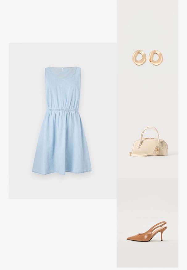 Vestido sin mangas de color azul claro hecho de mezclilla, con una cintura elástica y falda acampanada, un escote redondo y una textura sutil.; Zapato de tacón tipo slingback con punta afilada en un material suave y brillante de color marrón. Presenta un diseño con corte curvado y un tacón de aguja delgado. Detalle de hebilla plateada.; Pequeño bolso beige con asas dobles, cremallera dorada y correa desmontable, con un charm en forma de candado dorado sobre un fondo liso.; Par de pendientes de aro de metal en tono dorado pulido, de forma irregular y con centro abierto, sobre un fondo blanco liso.