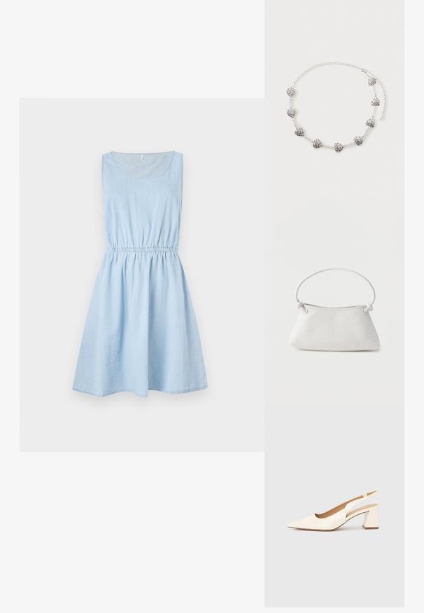 Vestido sin mangas de color azul claro hecho de mezclilla, con una cintura elástica y falda acampanada, un escote redondo y una textura sutil.; Zapato de salón con tira trasera en charol crema brillante, con punta afilada y tacón cuadrado grueso para mayor estabilidad. Diseño minimalista, sin adornos.; Bolso de mano de cuero blanco tejido con asa redondeada y extremos de la correa anudados, exhibido sobre un fondo liso.; Collar de cadena de plata con ocho pequeños colgantes en forma de corazón con intrincados patrones en espiral, colocado sobre un fondo claro.
