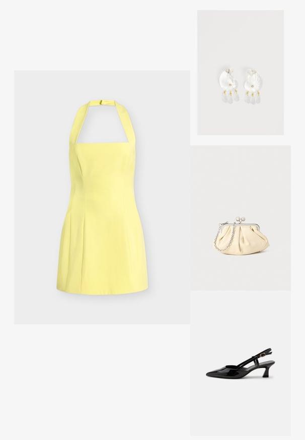 Μαν sleeveless κίτρινο φόρεμα με λαιμόκοψη halter, εφαρμοστό μπούστο και φούστα που ανοίγει, παρουσιάζεται σε απλό ανοιχτό γκρι φόντο.; Μαύρο γυαλιστερό δερμάτινο πέδιλο με χαμηλό τακούνι, μυτερή μύτη και ρυθμιζόμενο χρυσό λουράκι σε λευκό φόντο.; Πτυχωτό μπεζ δερμάτινο τσαντάκι με ασημένιο μεταλλικό πλαίσιο, διαθέτοντας δύο στρογγυλούς διακοσμητικούς κλειστές και μια ασημένια αλυσίδα.; Σκουλαρίκια σε σχήμα κοχύλι από διαυγές ρητίνη με μικρές χρυσές λεπτομέρειες και τρία κρεμαστά διαφανή διαμαντένια κρεμαστά σε κάθε σκουλαρίκι.