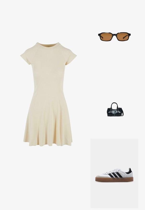 Robe crème côtelée avec un bustier ajusté, des manches raglan courtes et une jupe évasée. Texture lisse et décolleté rond simple.; Baskets en cuir blanc avec des rayures noires, semelle extérieure en caoutchouc beige, bout rond, fermeture lacée et embout en suède gris doux.; Lunettes de soleil rectangulaires noires avec des montures épaisses et des verres teintés marron, vues de face sur un fond blanc.; Sac à main en cuir noir avec deux poignées supérieures, boucles décoratives et une bandoulière amovible sur fond blanc.