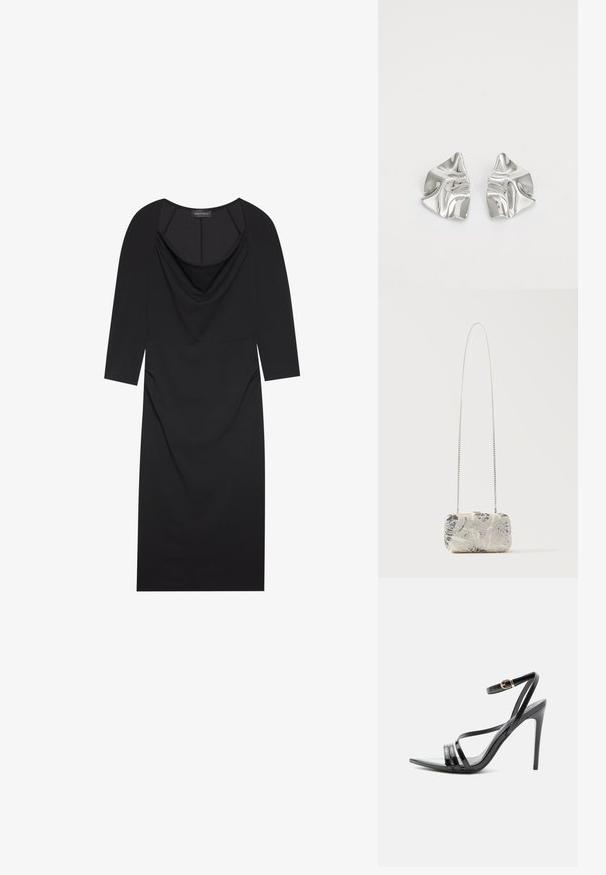 Sort kjole med draperet neckline, trekvart ærmer, tætsiddende pasform og diskret rynkning i siderne. Lavet af glat stof.; Sort højhælet sandal med tynde remme over tæerne og anklen, med en gylden spænde på en slank stilet-hæl.; Rektangulær sølvclutch med perler og blomsterfigur, med en lang tynd sølvkæde, vist mod en ensfarvet baggrund.; Sølvmetal øreringe med et bølgende, skulpturelt design, der har en poleret overflade og uregelmæssige former, hvilket fremhæver en moderne æstetik.