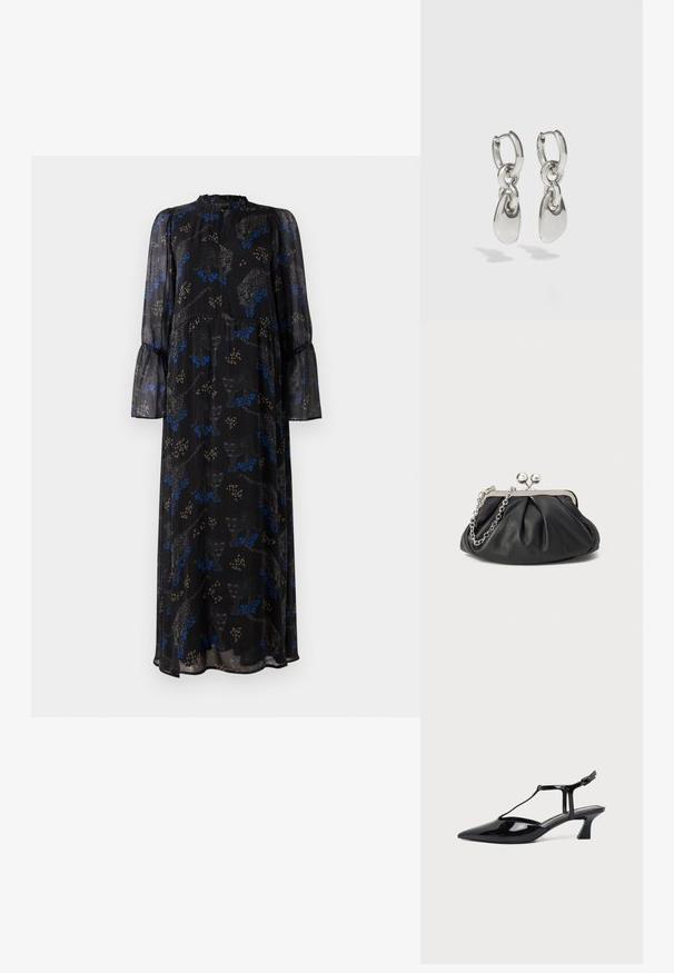 Schwarzes Maxikleid mit langen Ärmeln, Rüschensaum, hohem Kragen und einem blauen und beigen Leopardenmuster.; Schwarzer Slipper aus Lackleder mit spitz zulaufender Kappe, T-Riemen und niedrigem, schrägem Blockabsatz vor weißem Hintergrund.; Schwarze Leder-Clutch mit geraffter Textur, silberfarbener Metallrahmen, Druckverschluss und Kettenriemen. Glatte, weiche Oberfläche.; Silberne Creolen mit verlängerten ovalen Gliedern, die eine polierte Oberfläche und einen strukturierten Anhänger aufweisen. Einfaches Design mit glatten Kanten.