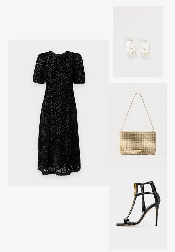Schwarzes Samtkleid mit Leopardenmuster, kurzen Puffärmeln und knieumspielender Länge. Raffung vorne sorgt für Textur.; Schwarze Sandale mit hohen Absätzen, dünnen Riemen, quadratischer Zehenpartie und einem vorderen goldenen Reißverschluss auf hellem Hintergrund.; Goldene Clutch mit rechteckiger Form, bedeckt mit glänzenden silbernen Strasssteinen. Verfügt über einen dünnen, metallischen Schulterriemen und einen Reißverschluss.; Klare Harz-Ohrringe in Muschelform mit kleinen goldenen Akzenten und drei hängenden durchsichtigen tropfenförmigen Anhängern an jedem Ohrring.