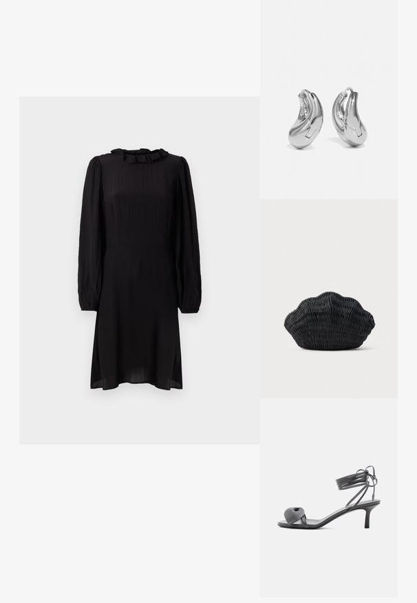 Schwarzes Midi-Kleid aus leichtem Stoff, mit einem Rüschensaumkragen und langen Puffärmeln mit elastischen Bündchen. Strukturiert mit leichtem Glanz.; Graue Leder-Pumps mit Absatz, verknotetem Riemen über den Zehen und Wickelriemen um den Knöchel auf schlankem, mittelhohem Absatz vor weißem Hintergrund.; Schwarze Korbtasche in Muschelform mit gebogenem Oberteil und gewebter Textur auf einfarbigem Hintergrund.; Silberne Creolen mit einer gebogenen, glänzenden Oberfläche und einem nahtlosen Design. Verfügt über einen Scharnierverschluss für sicheren Halt.