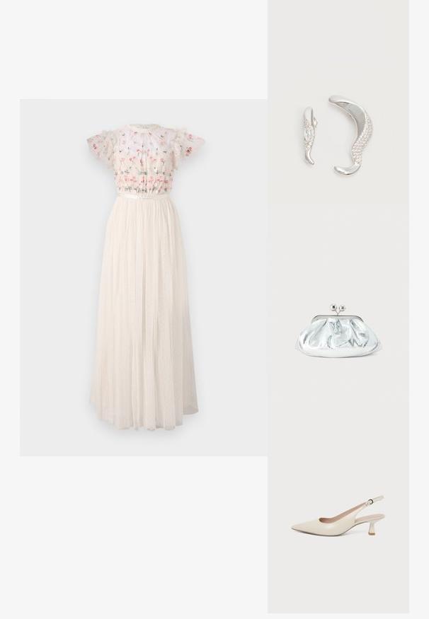 Robe maxi blanche avec un corsage brodé de fleurs, des manches bouffantes et une jupe en tulle texturé à plusieurs couches, ornée de pois.; Chaussure slingback couleur crème à bout pointu avec un petit talon bas incurvé et une bride réglable à boucle.; Petit sac pochette métallique argenté avec un design arrondi et froncé, fermeture à clip avec deux boules argentées.; Deux boucles d'oreilles argentées courbées, l'une plus grande que l'autre, toutes deux ornées de petits cristaux scintillants le long d'un bord.