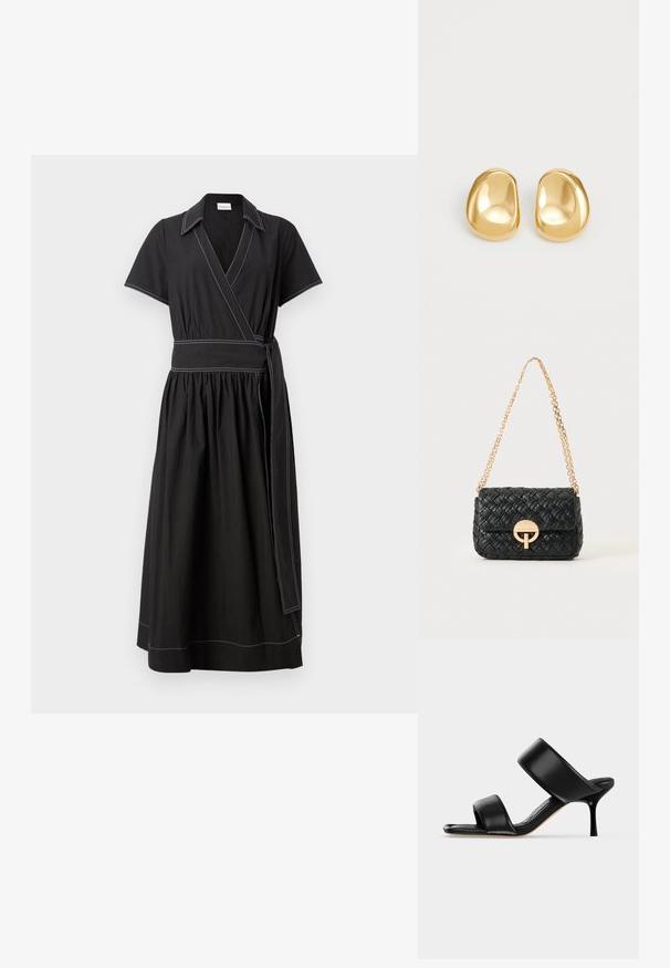 Robe noire portefeuille à manches courtes, avec un col et une large ceinture à nouer. Présente des coutures blanches contrastantes et une jupe froncée.; Sandale mule en cuir noir avec deux larges brides et un talon stiletto fin de hauteur moyenne sur un fond clair uni.; Sac à main noir en cuir tressé avec une bandoulière chaîne dorée et un fermoir rond doré à l'avant, posé sur un fond uni et clair.; Boucles d'oreilles en forme de clou de couleur or, avec une forme lisse et arrondie et une surface réfléchissante, mettant en avant un design minimaliste sans motifs visibles.