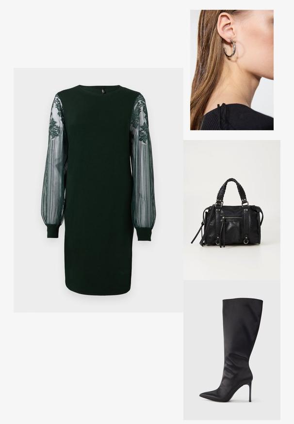 Vestido verde oscuro con cuello redondo, largas mangas transparentes con patrón y puños ajustados. Tejido suave, diseño a la altura de la rodilla con un elegante detalle.; Bota negra hasta la rodilla con tacón de aguja, hecha de material liso y elegante; punta puntiaguda; ajuste ceñido con un sutil fruncido cerca del tobillo; tacón brillante.; Bolso de mano de imitación cuero negro texturizado con asas trenzadas, detalles en hardware plateado y un bolsillo con cremallera en la parte frontal. Diseño compacto con correa para el hombro desmontable.; Pendiente de aro de plata con un acabado pulido, que presenta pequeños detalles en dorado y una forma redonda, llevado en el lóbulo.
