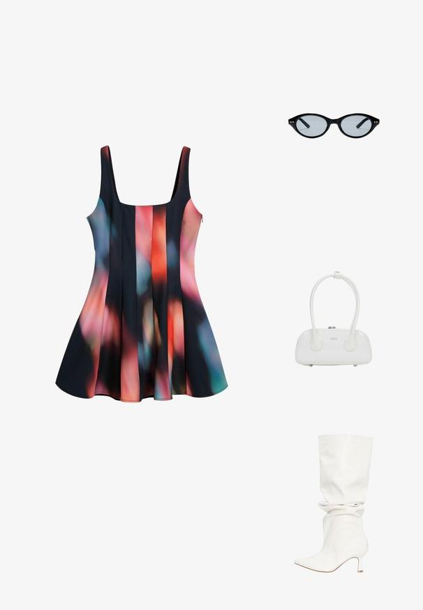 Zwarte jurk met kleurrijk abstract patroon in tinten van rood, blauw en roze. Flared zoom, ronde halslijn en verstelbare bandjes.; Witte, losse leren laars tot halverwege de kuit met een spits toelopende neus en een lage, gebogen hak, getoond tegen een effen witte achtergrond.; Zwarte ovalen zonnebril met dunne monturen en kleine gouden stippen nabij de scharnieren, voorzien van licht getinte glazen.; Witte handtas van lakleer met dubbele afgeronde handvatten, zilverkleurige ritsluiting en subtiel "estro"-logo aan de voorkant.