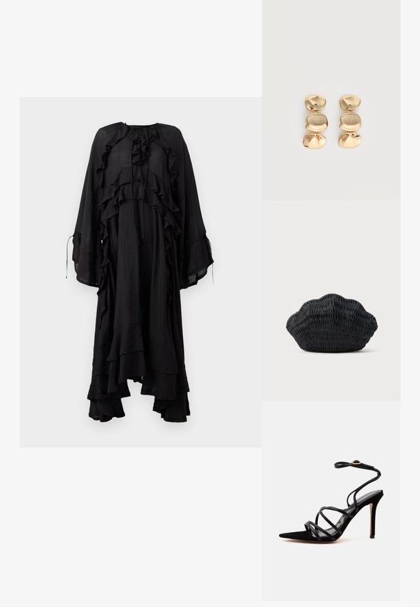 Copenhagen Muse NORMA DRESS - Maxikjoler - black; Sort højhælet sandal med spids tå, tynde krydsede stropper og en ankelrem med en guldbuket på en ensartet lys baggrund.; Sort flet håndtaske formet som en muslingeskal med en buet top og flettet tekstur på en ensfarvet baggrund.; Øreringe i guldfarve med dråbeform og tre uregelmæssige, glatte, afrundede segmenter stablet lodret på en enkelt lys baggrund.