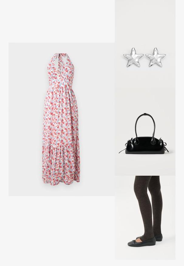 Bloemrijke maxi-jurk met halternek ontwerp, kleurrijk rood en blauw bloemendessin op een lichte achtergrond, met een gelaagde rok.; Benen met donkere geribbelde leggings gecombineerd met zwarte ballerina's met kleine strikdetails op een witte achtergrond.; Kleine zwarte glanzende handtas met twee lange hengsels en zijkant trekkoord details op een effen lichte achtergrond.; Zilveren stervormige oorbellen met een gepolijste, glanzende afwerking. Elke oorbel heeft vijf punten en subtiele textuurdetails op het oppervlak.