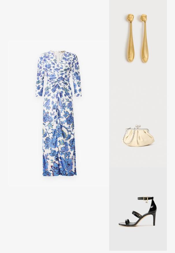 Maxi-jurk van witte stof met een blauw bloemenpatroon, lange mouwen, gerimpelde details bij de taille en een rits aan de voorkant.; Zwarte gepatineerde leren sandaal met drie banden, enkelgesp en 10 cm hoge stiletto hak. Bevat gouden hardwaredetails en een logo charm.; Geplooide beige leren clutch met een zilveren metalen frame, voorzien van twee ronde decoratieve sluitingen en een zilveren kettingriem.; Een paar lange, gladde, glanzende gouden druppelvormige oorbellen met afgeronde toppen en taps toelopende druppelvormen op een lichte achtergrond.