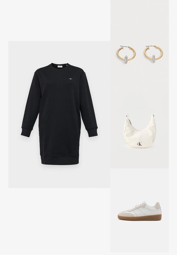 Sort sweatshirtkjole med lange ærmer, rund halsudskæring, ribbede manchetter og et lille broderet logo på brystet. Glat stoftekstur.; Hvide lædersneakers med beige ruskindsdetaljer, struktureret tunge og gummisål. Har hvide snørebånd og diskrete stikninger.; Lille hvid halvmåneformet håndtaske med kort rem, lynlås og sort "cK"-logo foran.; Par guldtonede hoop øreringe med lille sølvfarvet loop-detalje på hver, vist mod lysegrå baggrund.