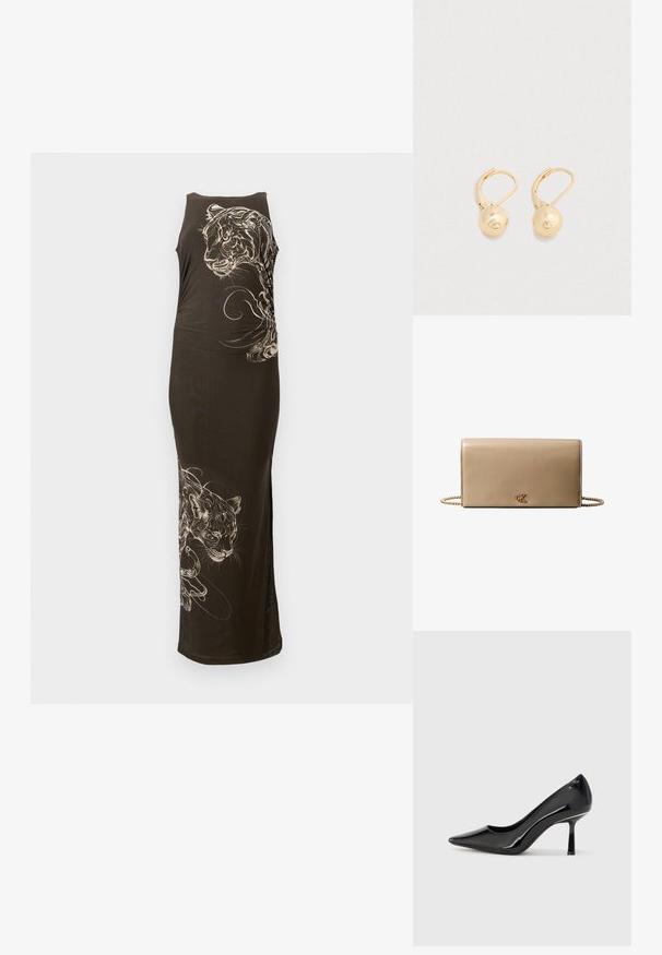 Lang, aansluitend zwart jurkje met een mouwloze ontwerp, voorzien van witte tijgerillustraties en vloeiende lijnen aan één kant. Gladde textuur.; Zwarte lakleren high heel pump met een spitse neus, slank ontwerp en een smalle stiletto hak, met een gladde, glanzende textuur.; Goudkleurige hangoorbellen met een afgerond bolontwerp, een gladde afwerking en een sluiting met hendelrug. Eenvoudige en moderne uitstraling.; Beige leren clutch met gouden kettingriem en een klein gouden "cK" logo in het midden van de voorflap.
