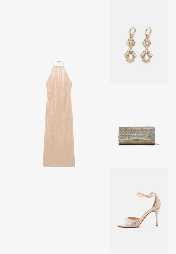Vestido largo sin mangas en beige claro con cuello halter y lazo en la espalda. Cubierto de lentejuelas, con una silueta fluida y textura suave.; Sandalia beige de tacón alto con correa en el tobillo y puntera abierta, decorada con pequeños cristales brillantes en la parte delantera y el talón.; Bolso de mano rectangular con una superficie metálica texturizada, que presenta una combinación de colores en plata y oro y una correa de cadena para llevar.; Pendientes colgantes en tono dorado con un diseño de racimo que incluye cristales claros en forma redonda y de lágrima, mostrando un detallado intrincado.