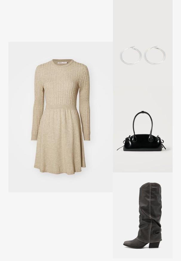 Vestido de punto acanalado beige con mangas largas, escote redondo, cintura entallada y falda acampanada. Textura suave con sutil variación de color.; Botas de cuero gris hasta la pantorrilla con un diseño holgado, punta afilada y tacón apilado. Detalle de costura notable en la zona de los dedos.; Pequeño bolso negro brillante con dos asas largas y detalles de cordón lateral sobre un fondo claro liso.; Pareja de pendientes de aro plateados brillantes con cierres de alambre delgado, mostrados sobre un fondo gris claro.