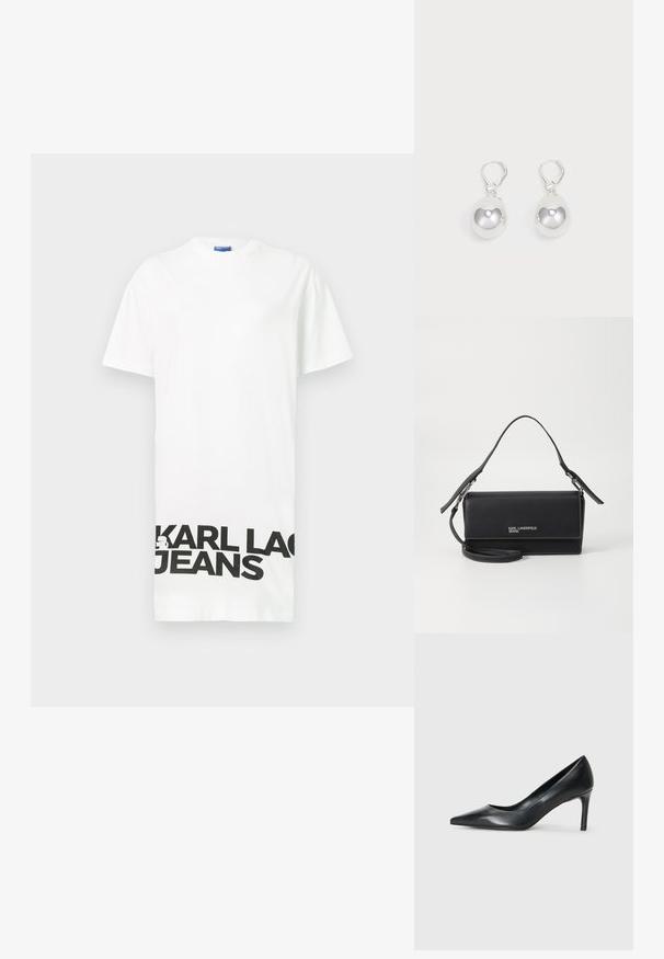 Weißes Kurzarm-T-Shirt aus Baumwolle mit fettem schwarzen Text "KARL LAGERFELD JEANS" am unteren Rand. Rundhalsausschnitt, lockere Passform.; Schwarze Leder-Pumps mit spitzem Zehenbereich und schmalem Absatz, glatter Textur und ohne sichtbare Verzierungen. Sauberes Design mit minimalistischem Ästhetik.; Schwarze Ledertasche mit strukturiertem Design, ausgestattet mit einem abnehmbaren Schulterriemen, silbernen Beschlägen und weißen Nähten. Logo deutlich sichtbar.; Silberne Tropfenohrringe mit glatten, runden, reflektierenden Oberflächen, die an Hakenverschlüssen hängen. Der Hintergrund ist reinweiß.