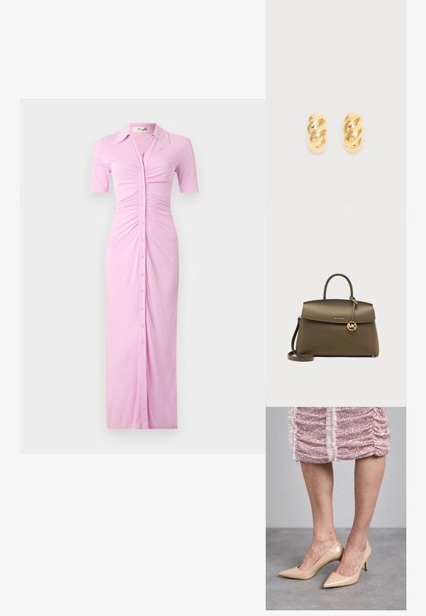 Vaaleanpunainen napitettava mekko, jossa on lyhyet hihat, kauluskotelo ja rypytetty yksityiskohta rinnassa. Mekko on suora ja lattiaan asti ulottuva.; Beige patent leather korkokengät, joissa on terävä kärki ja kapeat korkot. Sujuva pinta ja tyylikäs muotoilu. Yhdistetty vaaleanpunaiseen paljettimekkoon.; Oliivinvihreä, rakenteellinen nahkainen käsilaukku, jossa yläkahva, pitkä hihna, läppäkiinnitys ja kultainen Michael Kors -logon koristus.; Pari kiiltäviä kultaisia kiertyneitä renkaankorvakoruja yksinkertaisella vaalealla taustalla, jotka näyttävät heijastavan kiillotetun metallipinnan.
