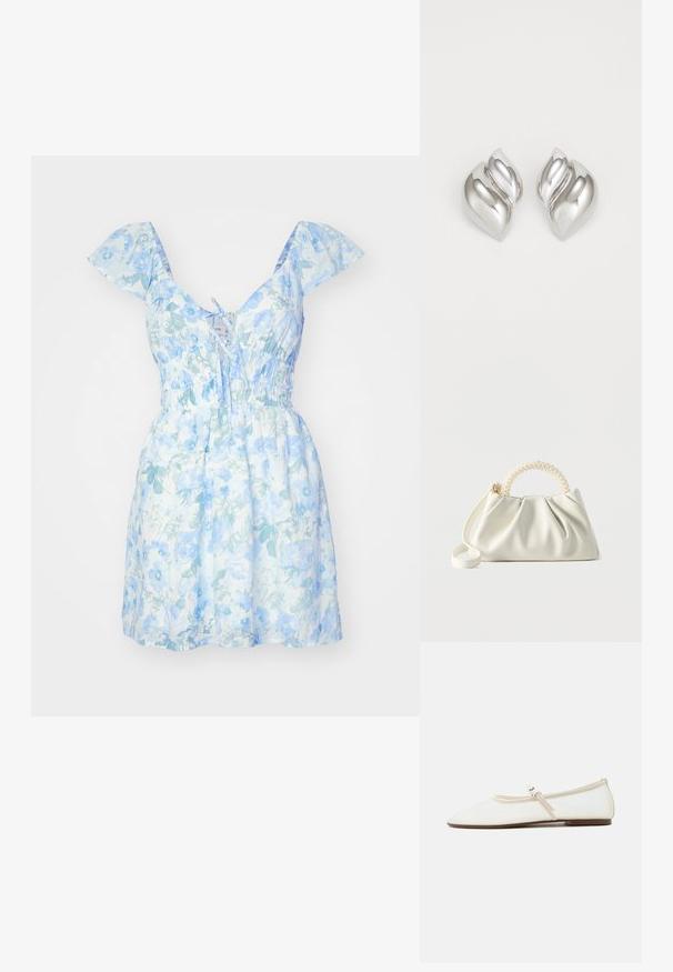 Blumenkleid in Hellblau und Weiß, kurze Puffärmel, Bindegürtel, geraffte Taille und ausgestellter Rock, aus einem weichen, strukturierten Stoff.; Weißer Mary Jane Ballerinaschuh mit spitz zulaufender Schuhspitze, dünnem verstellbarem Riemen mit silberner Schnalle und brauner Sohle auf weißem Hintergrund.; Kleine weiße Handtasche mit gerafftem Körper, rundem Griff, verziert mit Perlen, und abnehmbarem Schulterriemen auf einfarbigem Hintergrund.; Silberne Ohrringe mit einer organischen, abstrakten Form. Glatte, glänzende Oberfläche mit einem konischen Design. Mit dezenten Kurven und einem zentralen Linienelement.