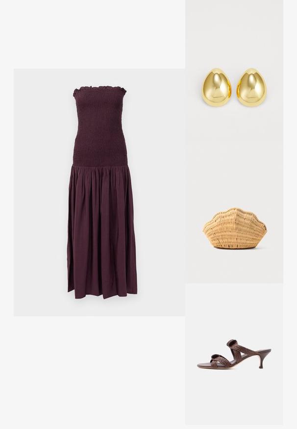 Robe sans bretelles de couleur violet foncé avec un corsage smocké, un col à volants et une jupe évasée et froncée. Fabriquée en tissu léger et texturé.; Sandale mule en cuir tressé marron avec deux brides et un petit talon bas sur fond blanc uni.; Sac à main en rotin tissé en forme de coquille Saint-Jacques de couleur brun clair naturel avec des bords arrondis et texturés.; Boucles d'oreilles clous de couleur or avec une surface lisse et polie, en forme de goutte d'eau, réfléchissant la lumière pour un fini éclatant.