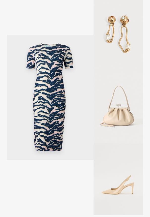 Knie-langes Kleid in figurnaher Passform, mit einem Tiermuster in Marineblau, Pink und Creme; kurze Ärmel und runder Ausschnitt.; Nude patentleder Slingback-Absatzschuh mit spitzer Zehenpartie, offenem Vorderblatt und dünnem Stiletto-Absatz. Verfügt über ein kreisförmiges goldfarbenes Akzent auf dem Riemen.; Beige weiche Lederhandtasche mit silbernem Metallrahmenverschluss, einem Schulterriemen und einem optionalen Kettenriemen auf weißem Hintergrund.; Ohrringe in Goldton mit unregelmäßigen offenen Formen, jeweils mit einer Perle am unteren Ende und Edelsteindetails an den runden Steckern.