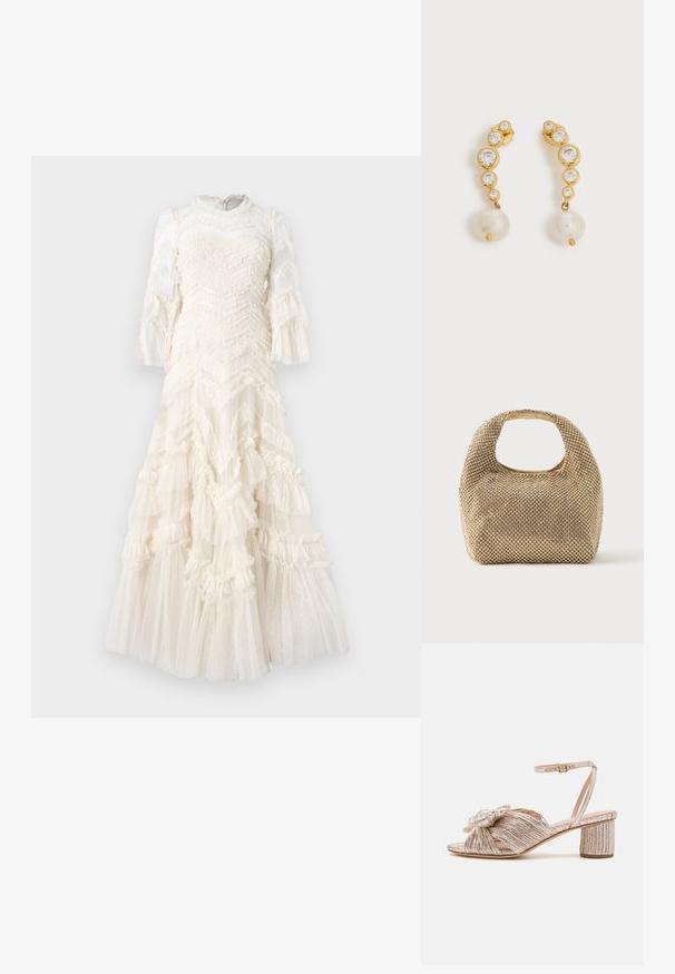 Robe blanche avec des couches froncées, tissu texturé à pois, longues manches transparentes et un col haut.; Sandale à talon avec lanières en métal doré clair, à design noué, bout ouvert et talon bloc. Détails en tissu texturé et bride ajustable à la cheville.; Petit sac à main doré recouvert de clous ronds brillants avec une poignée courte et une découpe rectangulaire en haut.; Boucles d'oreilles en or avec quatre pierres précieuses rondes transparentes de tailles décroissantes et une perle blanche pendante sur chaque boucle sur fond blanc.