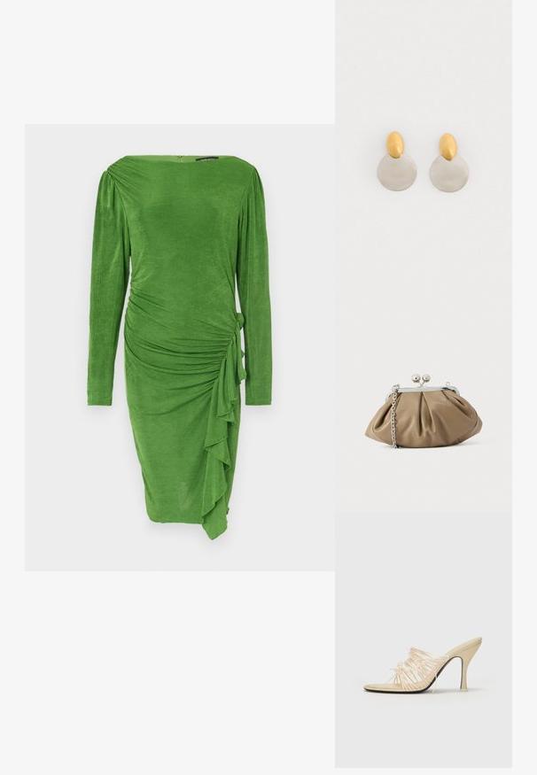 Grünes langärmliges Kleid aus strukturiertem Stoff, mit einer figurbetonten Silhouette, Raffung und einem seitlichen Volantdetail. Glatter Halsausschnitt.; NEOUS AURIGA - Pantolette hoch - cream; Lederclutch in sanftem Beige mit abgerundeter Form, plissierter Textur, silbernem Kissenschloss und abnehmbarem Kettenriemen.; Ohrringe aus Gold und Silber mit einer runden Diskusbasis und einem ovalen Oberteil, glatte Textur und polierte Oberfläche.