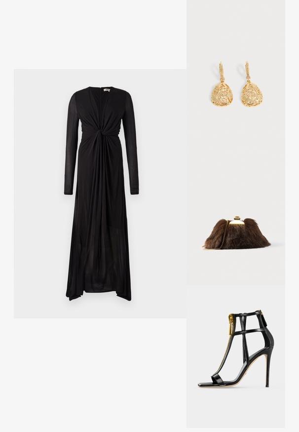 Robe noire à manches longues avec un détail de devant noué et un tissu fluide. Présente un décolleté en V profond et un ourlet progressif pour un drapé élégant.; Sandale noire à talons hauts avec de fines lanières, un bout carré et un détail à fermeture éclair dorée sur fond clair.; Pochette en fausse fourrure marron avec fermoir et chaîne dorés. Texture douce, forme triangulaire, et aspect légèrement duveteux.; Paire de boucles d’oreilles pendantes ton or avec un design filigrane floral et en volutes complexe, ornées de petites pierres claires sur fermoirs à levier.