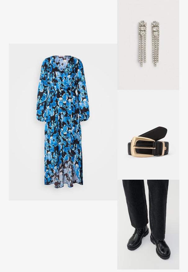 Robe longue avec un motif floral dans des nuances de bleu sur fond noir. Fabriquée en tissu léger, avec un décolleté en V et des manches longues.; Bottines en cuir noir avec bout rond, lacets et semelle épaisse et robuste. Associées à un jeans foncé avec un détail d'ourlet brut.; Boucles d'oreilles pendantes en argent avec trois grands cristaux carrés en haut et trois filaments de petits cristaux ronds suspendus en dessous.; Ceinture en cuir noir avec une boucle rectangulaire en or. La ceinture a une texture lisse et un subtil détail de couture le long des bords.