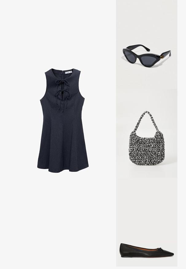 Marineblaues, ärmelloses Kleid aus Denim mit tailliertem Oberteil und weit ausgestellt Rock. Verfügt über eine Schnürung an der Vorderseite und einen Reißverschluss hinten. Glatte Textur.; Schwarze Leder-Ballerinas mit spitzem Zeh, schlanker Silhouette und einem kleinen Schleifendetail an der Vorderseite. Glatte Textur und minimalistisches Design.; Schwarze Cateye-Sonnenbrille mit dunklen Gläsern, glänzendem Kunststoffgestell, goldenen Akzenten an den Bügeln, elegantes Design.; Gewebte Handtasche in Schwarz und Weiß mit runder Form, strukturiertem Oberflächenfinish und geflochtener Grifffläche. Geeignet für den lässigen Gebrauch.