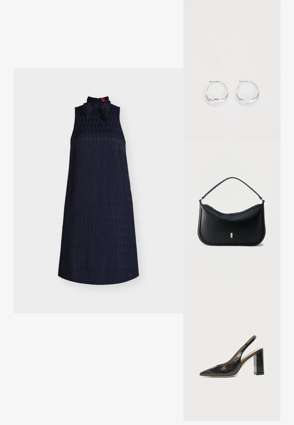 Robe sans manches bleu marine texturée avec un col montant et un grand nœud au niveau du col, présentée sur fond blanc.; Chaussure slingback en cuir noir à bout pointu avec un talon bloc haut et une doublure intérieure beige sur un fond clair uni.; Sac à bandoulière en cuir noir avec une seule sangle, design minimaliste, fond arrondi, et une petite plaque logo rectangulaire dorée sur le devant.; Boucles d'oreilles en argent avec une finition polie et un branding DKNY, présentées sur un fond blanc uni.
