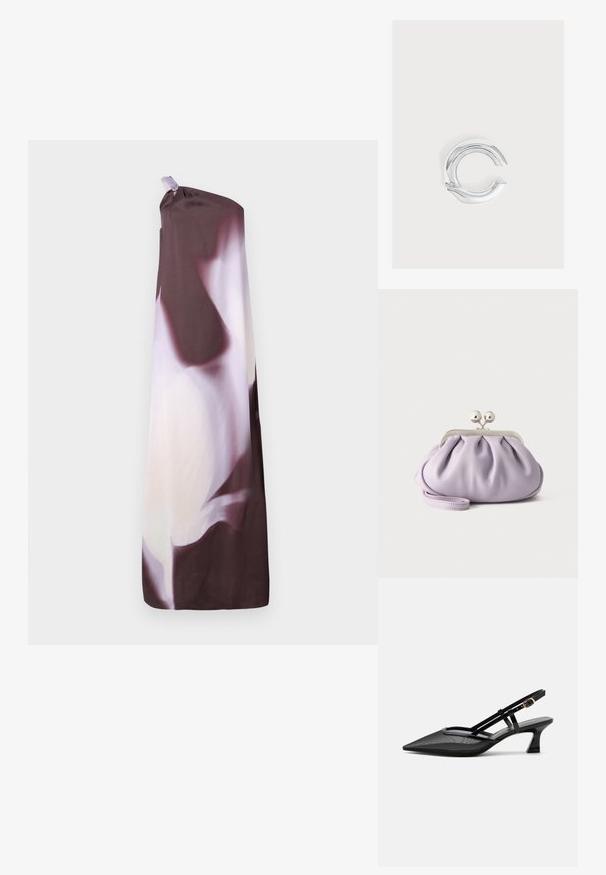 Robe longue à une épaule, longueur au sol, avec un motif abstrait en violet foncé et blanc, présentant une petite boucle en tissu à l'épaule.; Chaussure slingback noire à bout pointu avec tige en mesh, fines brides, boucle dorée et petit talon incurvé sur fond blanc.; Pochette lavande douce avec tissu froncé, fermoir kiss-lock argenté et bracelet assorti sur un fond clair uni.; Boucle d’oreille créole argentée brillante avec un design lisse et incurvé et un petit fermoir à charnière sur un fond blanc uni.
