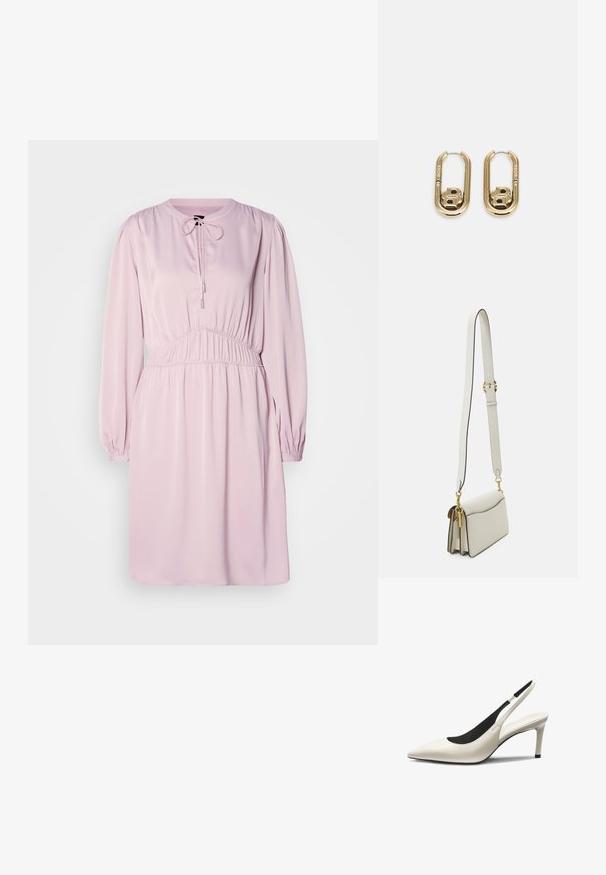 Vestido rosa de manga larga con cuello redondo, cierre de cordón, cintura fruncida y tejido suave. Presenta mangas abullonadas y un ajuste holgado.; Zapato de tacón alto de cuero blanco con punta puntiaguda y tiras traseras, con un tacón de aguja delgado y forro interior negro.; Bolso de hombro de cuero gris claro con forma estructurada, ribetes en negro contrastante, herrajes dorados y correa ajustable. Incluye etiqueta de logo en relieve.; BOSS DOUBLE B SWING - Pendientes - gold-coloured