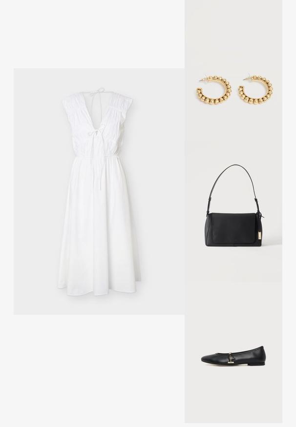 Robe midi blanche sans manches avec décolleté en V profond, épaules froncées, liens au cou et à la taille, et jupe fluide en forme trapèze.; Chaussure plate en cuir noir avec bout arrondi et petit détail de boucle dorée sur le côté, présentée sur un fond clair uni.; Sac à bandoulière en cuir noir avec fermeture à rabat et une seule sangle, avec une étiquette rectangulaire dorée attachée sur un côté.; Paire de boucles d’oreilles créoles dorées avec des détails de perles arrondies le long du bord extérieur sur un fond clair.