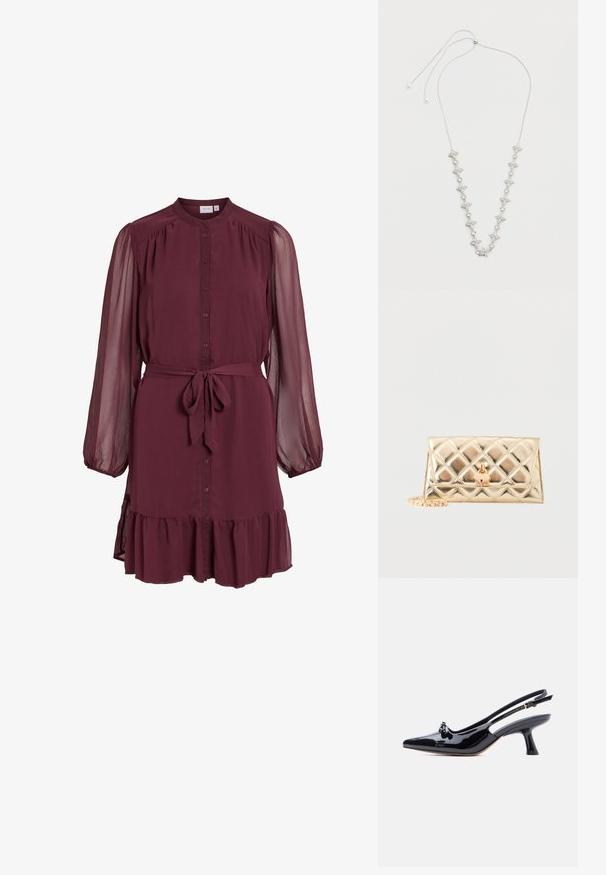 Langärmliges Burgunder-Kleid mit durchgehendem Knopfleiste vorne, transparenten, aufgepufften Ärmeln, Taillengürtel zum Binden und detailreichem Rüschensaum.; Schwarzer Slingback-Schuh aus Lackleder mit spitzer Schuhspitze, kleinem Knotendetail und ausgestelltem mittelhohem Absatz vor weißem Hintergrund.; Goldfarbene, gesteppte Clutch mit herzförmigem Schloss und angebrachtem goldenen Kettchen vor weißem Hintergrund.; Silberne Halskette mit sternförmigen Akzenten, die mit klaren Edelsteinen verziert sind, auf einer dünnen, verstellbaren Schnur mit Perlenenden aufgefädelt.