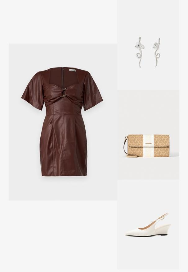 Bruin leren minijurkje met een vierkante halslijn, korte mouwen, een twistdetail aan de voorkant en een ritssluiting aan de achterkant.; Witte slingback sleehakschoen met puntige neus en een kleine gouden gesp op de verstelbare enkelriem, afgebeeld op een eenvoudige lichte achtergrond.; Beige Michael Kors clutch met bruin logo patroon, centrale witte streep, gouden logoplaatje en afneembare polsband op witte achtergrond.; Zilveren gedraaide oorbelontwerp met delicate krullen, versierd met kleine doorzichtige rhinestones langs het oppervlak. Met studsluiting voor een veilige draagervaring.